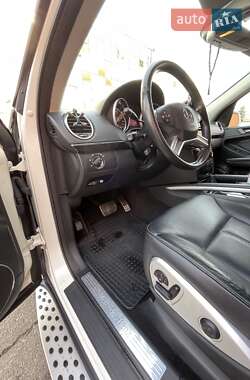 Внедорожник / Кроссовер Mercedes-Benz GL-Class 2010 в 