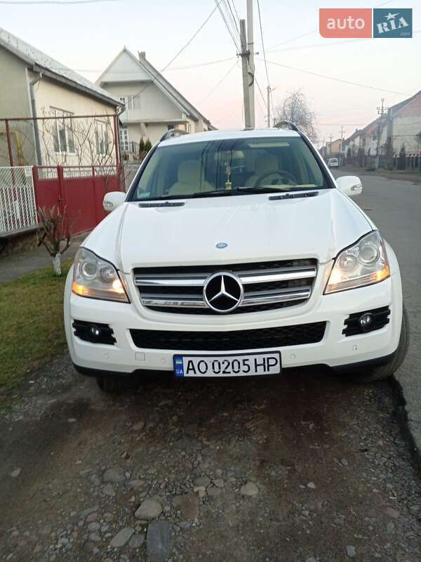 Позашляховик / Кросовер Mercedes-Benz GL-Class 2006 в Хусті