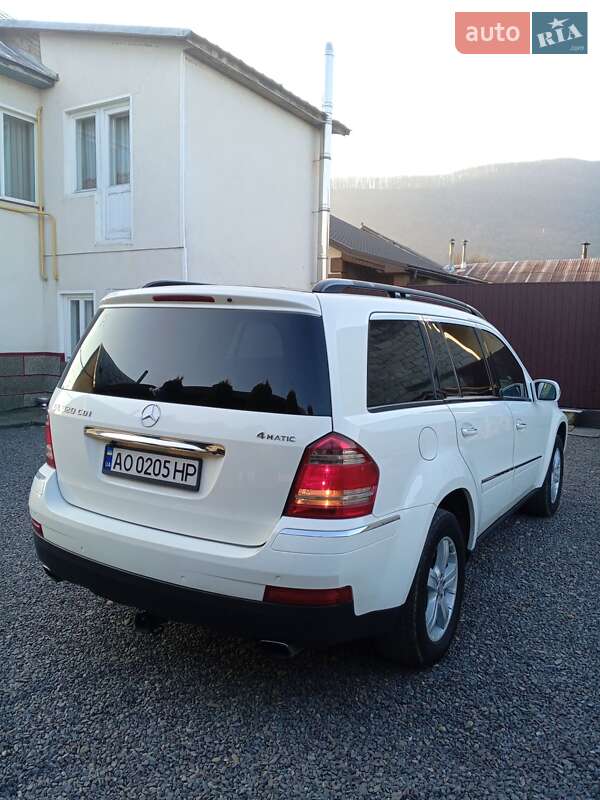 Позашляховик / Кросовер Mercedes-Benz GL-Class 2006 в Хусті