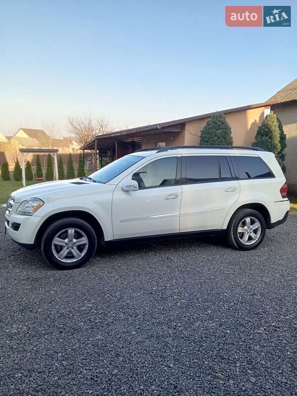 Позашляховик / Кросовер Mercedes-Benz GL-Class 2006 в Хусті