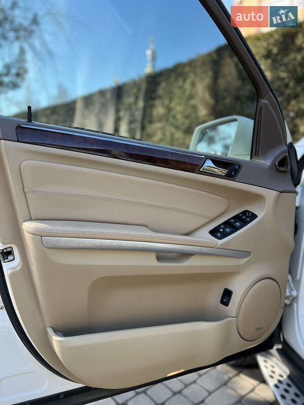 Внедорожник / Кроссовер Mercedes-Benz GL-Class 2012 в Луцке