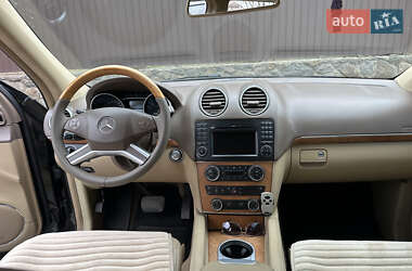 Внедорожник / Кроссовер Mercedes-Benz GL-Class 2009 в 
