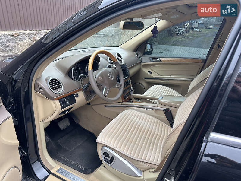 Внедорожник / Кроссовер Mercedes-Benz GL-Class 2009 в Гайсине