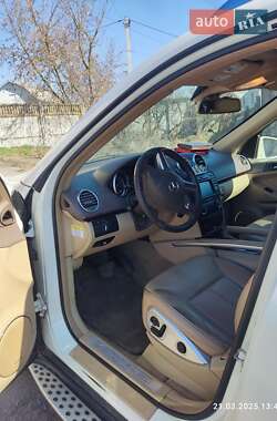 Внедорожник / Кроссовер Mercedes-Benz GL-Class 2010 в 