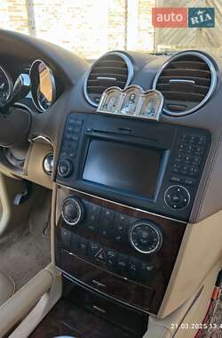 Внедорожник / Кроссовер Mercedes-Benz GL-Class 2010 в 