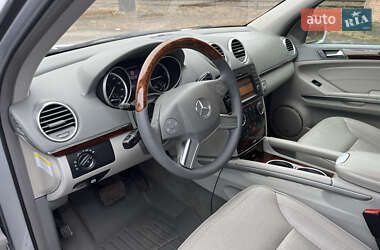 Позашляховик / Кросовер Mercedes-Benz GL-Class 2010 в 