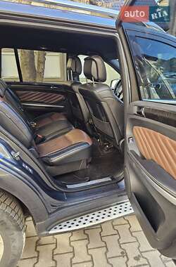 Внедорожник / Кроссовер Mercedes-Benz GL-Class 2011 в 