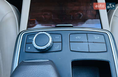 Внедорожник / Кроссовер Mercedes-Benz GL-Class 2012 в 