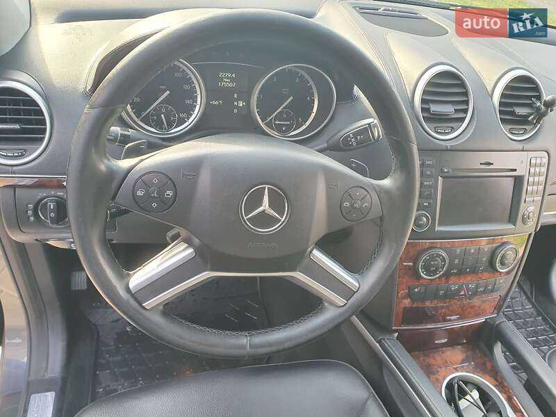 Внедорожник / Кроссовер Mercedes-Benz GL-Class 2011 в Луцке