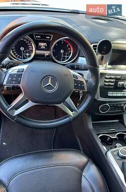Позашляховик / Кросовер Mercedes-Benz GL-Class 2015 в 