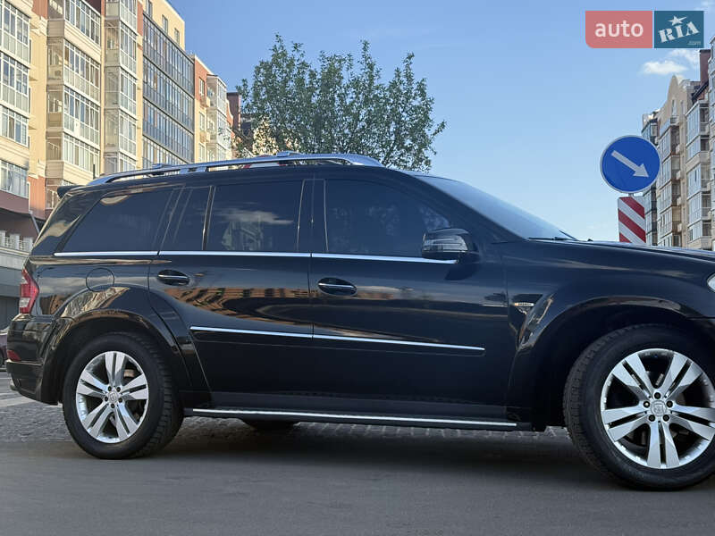 Внедорожник / Кроссовер Mercedes-Benz GL-Class 2010 в Киеве фото 3 Внедорожник / Кроссовер Mercedes-Benz GL-Class 2010 в Киеве