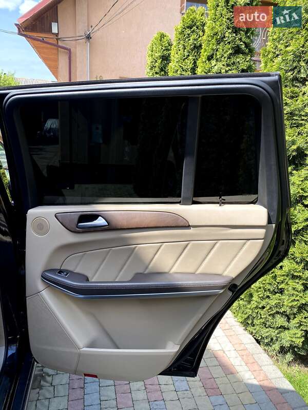 Внедорожник / Кроссовер Mercedes-Benz GL-Class 2012 в Сваляве фото 13 Внедорожник / Кроссовер Mercedes-Benz GL-Class 2012 в Сваляве