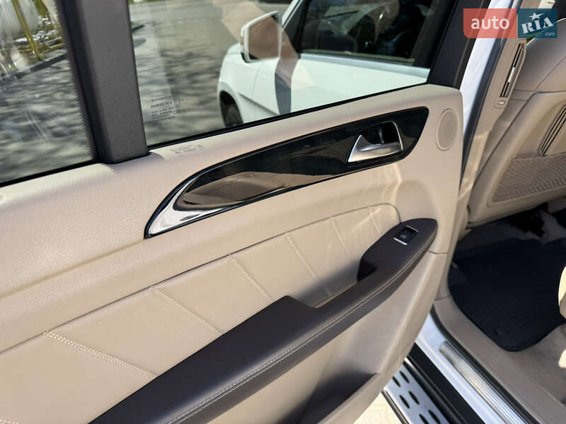 Позашляховик / Кросовер Mercedes-Benz GL-Class 2015 в Смілі