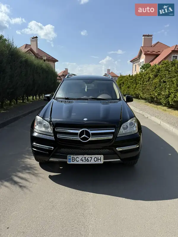 Mercedes-Benz GL-Class