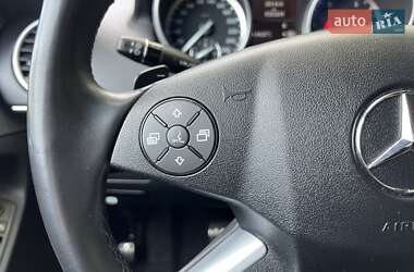 Позашляховик / Кросовер Mercedes-Benz GL-Class 2012 в 