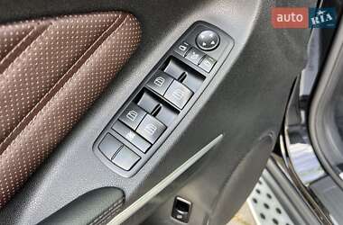 Позашляховик / Кросовер Mercedes-Benz GL-Class 2012 в 