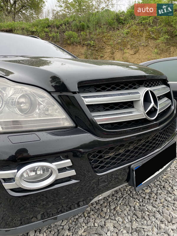 Внедорожник / Кроссовер Mercedes-Benz GL-Class 2006 в Черновцах