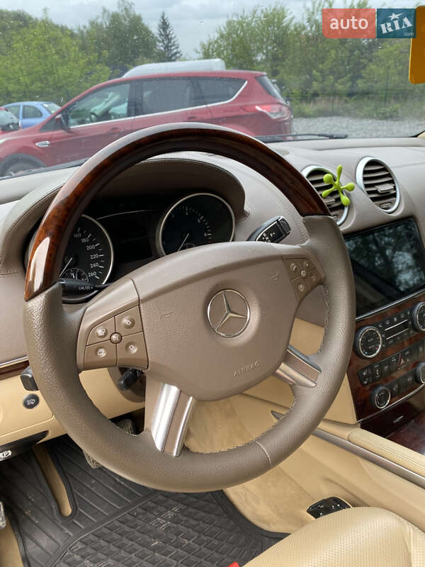 Внедорожник / Кроссовер Mercedes-Benz GL-Class 2006 в Черновцах