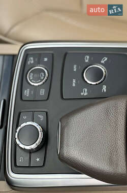 Внедорожник / Кроссовер Mercedes-Benz GL-Class 2012 в 