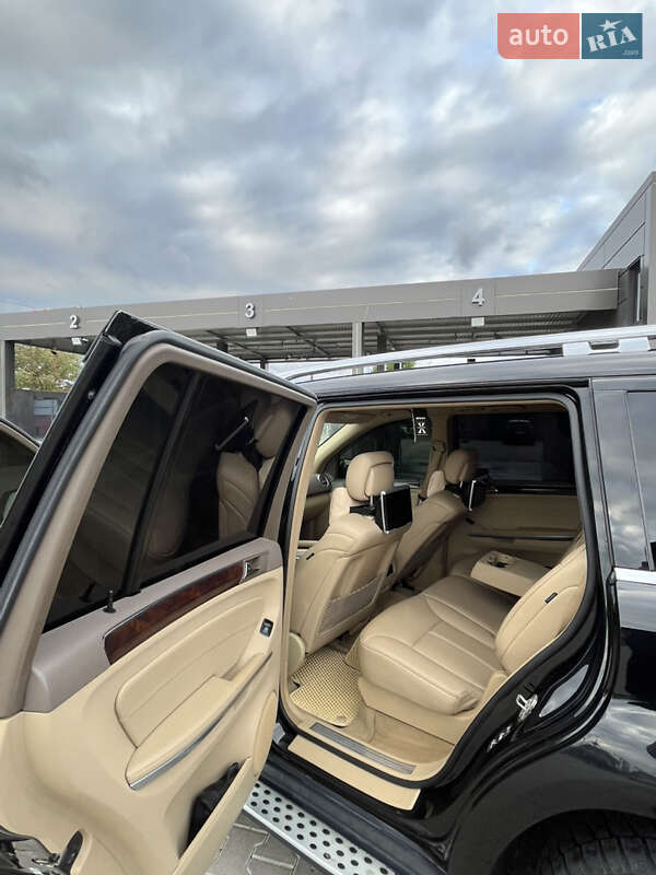 Внедорожник / Кроссовер Mercedes-Benz GL-Class 2011 в Черновцах