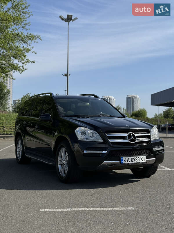 Внедорожник / Кроссовер Mercedes-Benz GL-Class 2011 в 