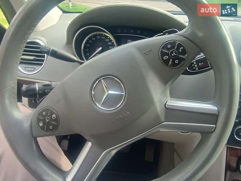 Позашляховик / Кросовер Mercedes-Benz GL-Class 2010 в Пирятині фото 25 Позашляховик / Кросовер Mercedes-Benz GL-Class 2010 в Пирятині