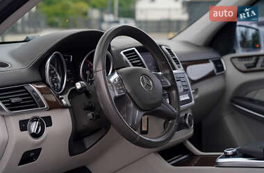 Внедорожник / Кроссовер Mercedes-Benz GL-Class 2012 в 