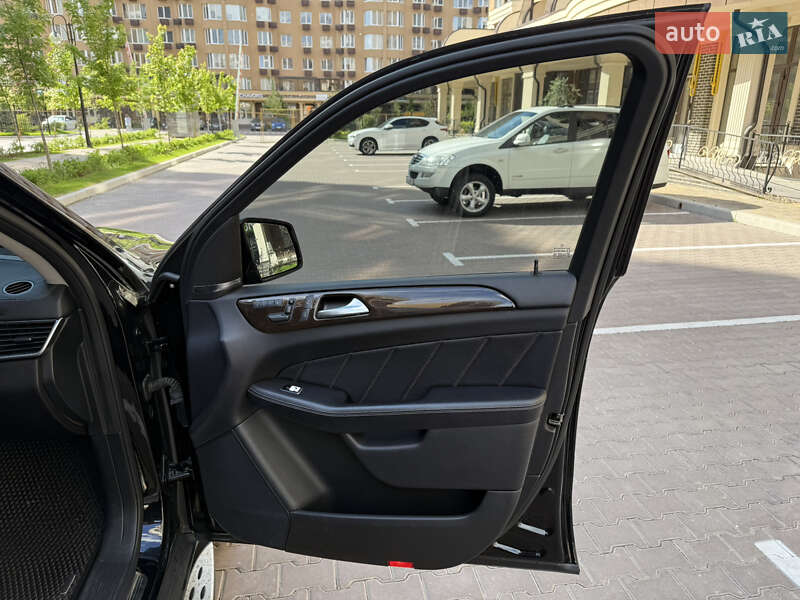 Внедорожник / Кроссовер Mercedes-Benz GL-Class 2014 в Киеве