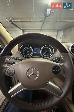 Внедорожник / Кроссовер Mercedes-Benz GL-Class 2011 в 