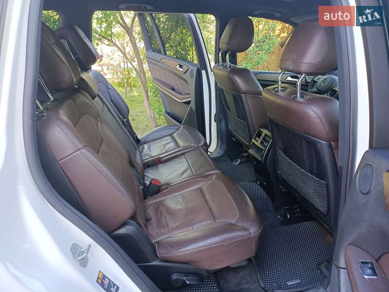 Внедорожник / Кроссовер Mercedes-Benz GL-Class 2014 в Львове фото 5 Внедорожник / Кроссовер Mercedes-Benz GL-Class 2014 в Львове