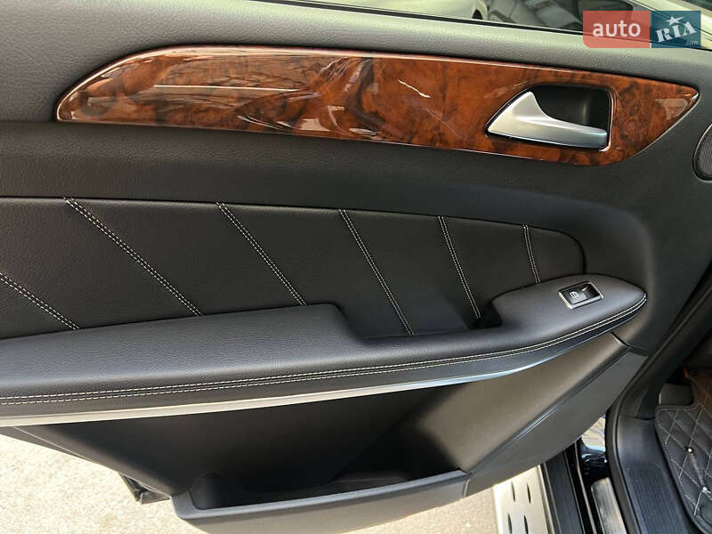 Позашляховик / Кросовер Mercedes-Benz GL-Class 2012 в Києві