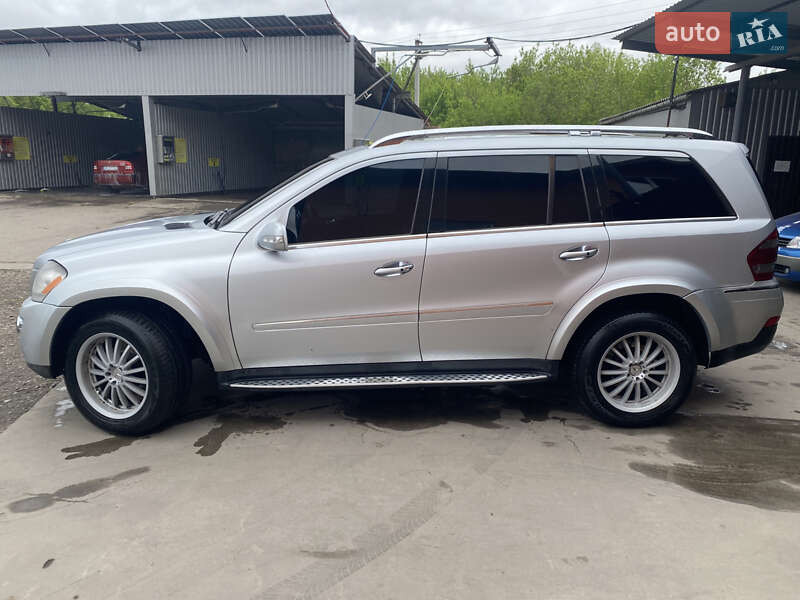 Позашляховик / Кросовер Mercedes-Benz GL-Class 2008 в Ромнах