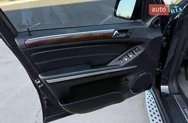 Позашляховик / Кросовер Mercedes-Benz GL-Class 2011 в 