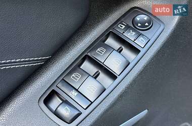 Позашляховик / Кросовер Mercedes-Benz GL-Class 2011 в 