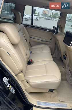 Внедорожник / Кроссовер Mercedes-Benz GL-Class 2012 в 