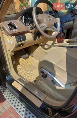 Внедорожник / Кроссовер Mercedes-Benz GL-Class 2011 в 