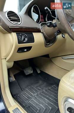 Внедорожник / Кроссовер Mercedes-Benz GL-Class 2009 в 