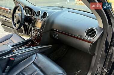 Внедорожник / Кроссовер Mercedes-Benz GL-Class 2006 в 