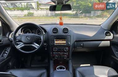 Внедорожник / Кроссовер Mercedes-Benz GL-Class 2010 в 
