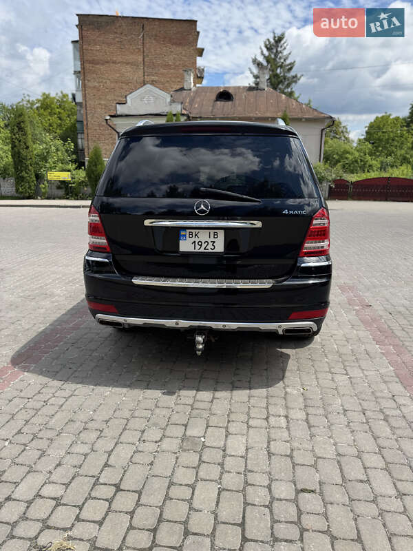 Внедорожник / Кроссовер Mercedes-Benz GL-Class 2011 в Ровно