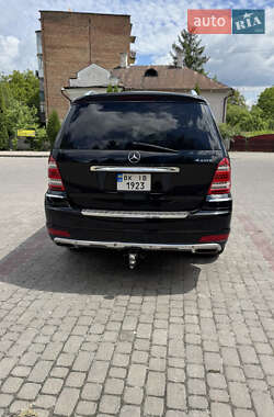 Внедорожник / Кроссовер Mercedes-Benz GL-Class 2012 в 