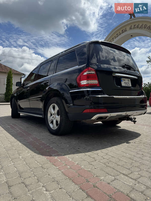Внедорожник / Кроссовер Mercedes-Benz GL-Class 2011 в Ровно