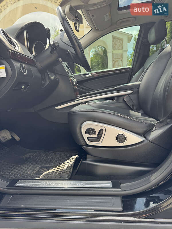 Внедорожник / Кроссовер Mercedes-Benz GL-Class 2011 в Ровно