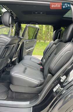 Позашляховик / Кросовер Mercedes-Benz GL-Class 2011 в 
