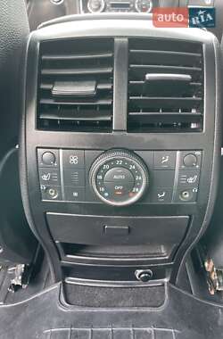 Позашляховик / Кросовер Mercedes-Benz GL-Class 2011 в 