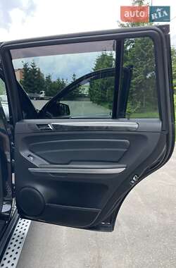Позашляховик / Кросовер Mercedes-Benz GL-Class 2011 в 