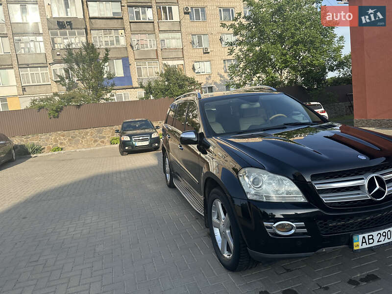 Внедорожник / Кроссовер Mercedes-Benz GL-Class 2009 в Гайсине
