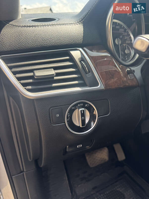 Внедорожник / Кроссовер Mercedes-Benz GL-Class 2013 в Надворной