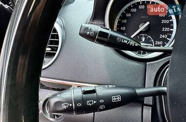 Позашляховик / Кросовер Mercedes-Benz GL-Class 2011 в 