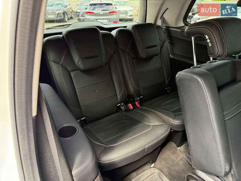 Внедорожник / Кроссовер Mercedes-Benz GL-Class 2015 в Хмельницком фото 25 Внедорожник / Кроссовер Mercedes-Benz GL-Class 2015 в Хмельницком
